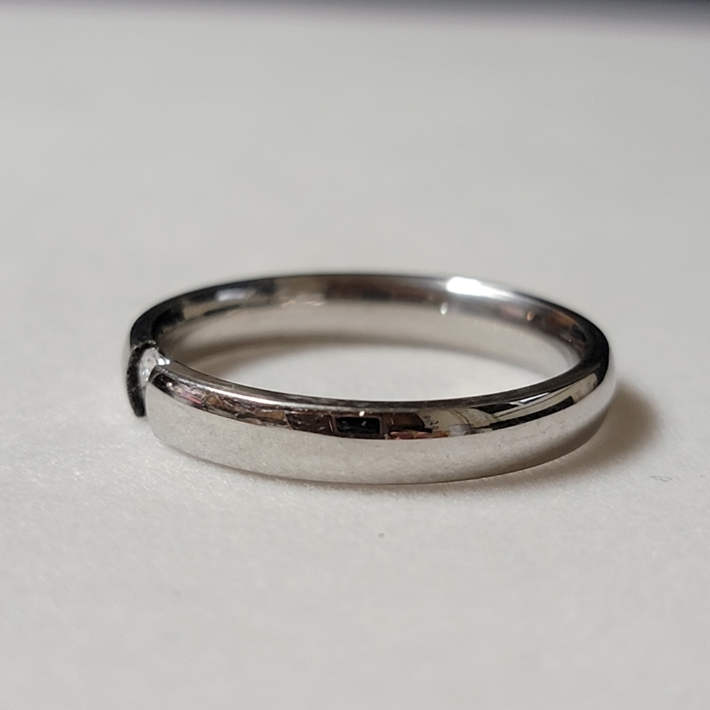 Diamond Tension Ring Silver Tone - Simulated Stone - Picture 7 of 10